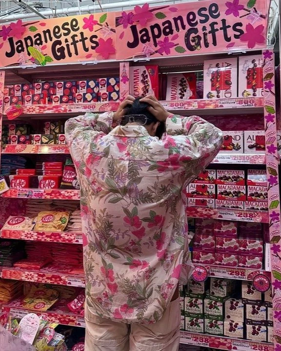 Beige And Pink Floral Shirt | Mingyu - Seventeen 9 Beige And Pink Floral Shirt | Mingyu - Seventeen - Image 7