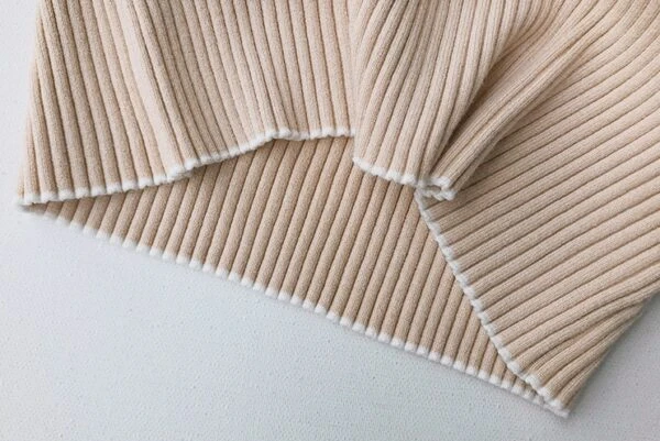 Beige Rib Knit Short Sleeve Polo Shirt | Jennie - Blackpink 10 Beige Rib Knit Short Sleeve Polo Shirt | Jennie - Blackpink - Image 8