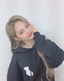 Black Bear Silhouette Hoodie | E:U - Everglow -Diva s Closet Black Bear Silhouette Hoodie EU Everglow 1 600x750 1