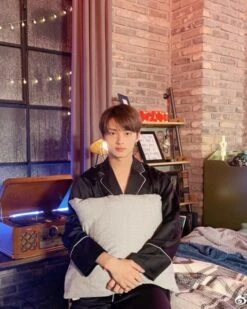 Black Chic Satin Pajama Set | Jun - Seventeen -Diva s Closet Black Chic Satin Pajama Set Jun Seventeen 2 600x750 1