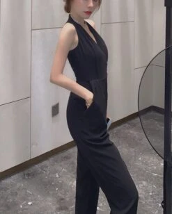 Black Classy Halter Jumpsuit | Lisa - BlackPink -Diva s Closet Black Classy Halter Jumpsuit Lisa BlackPink 10