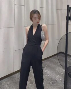 Black Classy Halter Jumpsuit | Lisa - BlackPink -Diva s Closet Black Classy Halter Jumpsuit Lisa BlackPink 5 600x750 1