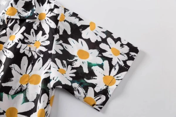 Black Daisy Pattern Shirt | Doyoung - Treasure 5 Black Daisy Pattern Shirt | Doyoung - Treasure - Image 3
