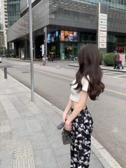 Black Dog Pattern Mopping Pants | Yuta - NCT -Diva s Closet Black Dog Pattern Mopping Pants Yuta NCT 8 600x799 1