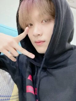 Black Graphic Print Hoodie | Haechan - NCT -Diva s Closet Black Graphic Print Hoodie Haechan NCT 2 600x800 1