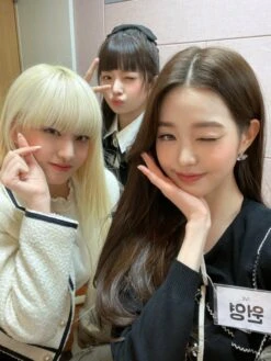 Black Navy Collar Ribbon Buttoned Blouse | Wonyoung - IVE -Diva s Closet Black Navy Collar Ribbon Buttoned Blouse Wonyoung IVE Idol 1 600x800 1