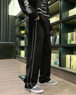 Black Pants With White Linings | Jay - Enhypen -Diva s Closet Black Pants With White Linings Jay Enhypen 4