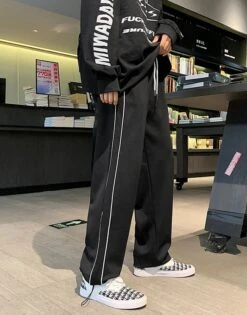 Black Pants With White Linings | Jay - Enhypen -Diva s Closet Black Pants With White Linings Jay Enhypen 9