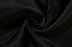 Black Ruched Wide Leg Pants | Chaewon - Le Sserafim -Diva s Closet Black Ruched Wide Leg Pants Chaewon Le Sserafim 6 600x393 1