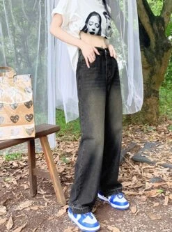 Black Straight Cut Washed Jeans | Soyeon - (G)I-DLE -Diva s Closet Black Straight Cut Washed Jeans Soyeon GI DLE 6