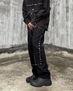 Black Studded Pants | Jeno - NCT -Diva s Closet Black Studded Pants Jeno NCT 3 600x750 1