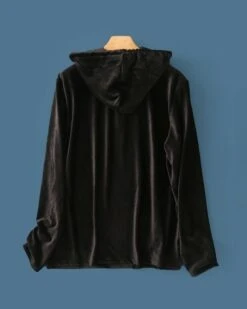 Black Velvet Oversized Hoodie | Giselle - Aespa -Diva s Closet Black Velvet Oversized Hoodie Giselle Aespa 9 600x750 1