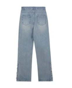 Blue Laced-Up Segmented Jeans | Eunchae - Le Sserafim -Diva s Closet Blue Laced Up Segmented Jeans Eunchae Le Sserafim 3 600x726 1