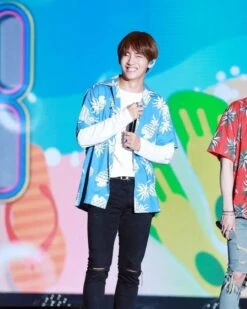 Blue Pineapple Pattern Shirt | Taehyung - BTS -Diva s Closet Blue Pineapple Pattern Shirt Taehyung BTS 2 1 600x750 1
