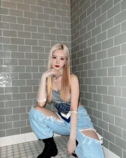 Blue Retro Printed Scarf Top | Jiu - Dreamcatcher -Diva s Closet Blue Retro Printed Scarf Top Jiu Dreamcatcher 2 600x750 1