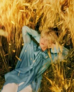 Blue Ribbon Long Sleeves Chiffon Blouse | Taehyun - TXT -Diva s Closet Blue Ribbon Long Sleeves Chiffon Blouse Taehyun TXT Idol 1 600x750 1