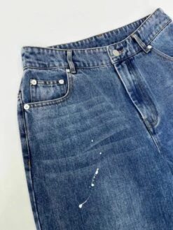 Blue Two-Tone Detachable Jeans | Moonbyul - Mamamoo -Diva s Closet Blue Two Tone Detachable Jeans Moonbyul Mamamoo 1 600x799 1