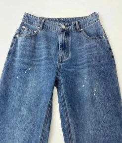 Blue Two-Tone Detachable Jeans | Moonbyul - Mamamoo -Diva s Closet Blue Two Tone Detachable Jeans Moonbyul Mamamoo 6 600x707 1