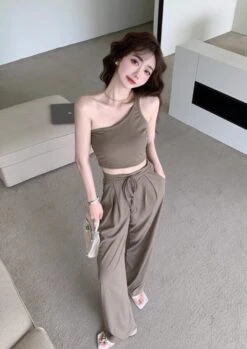 Brown One Shoulder Crop Top | Jisoo - BlackPink -Diva s Closet Brown One Shoulder Crop Top Jisoo BlackPink 5 600x848 1