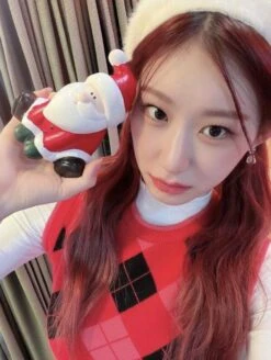 Red Argyle Mini Dress | Chaeryeong - ITZY -Diva s Closet Chaeryeong ITZY Red Argyle Mini Dress 3 600x797 1