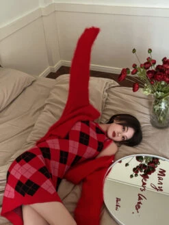 Red Argyle Mini Dress | Chaeryeong - ITZY -Diva s Closet Chaeryeong ITZY Red Argyle Mini Dress 9 600x800 1