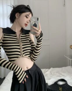 Creamy White Striped Arm Cut-Out Crop Top | Chaeryeong - ITZY -Diva s Closet Creamy White Striped Arm Cut Out Crop Top Chaeryeong ITZY 10 600x751 1