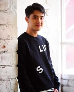 Black "S-LIP" Print Sweatshirt | D.O. - EXO -Diva s Closet D.O. EXO Black S LIP Print Sweatshirt 1