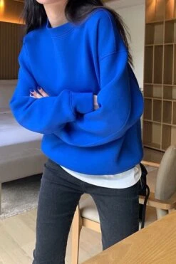 Dark Blue Oversized Sweatshirt | Gahyeon - Dreamcatcher -Diva s Closet Dark Blue Oversized Sweatshirt Gahyeon Dreamcatcher 2 600x901 1