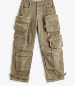 Brown Multi-Pocket Cargo Jeans | Doyoung - Treasure -Diva s Closet Doyoung Treasure Brown Multi Pocket Cargo Jeans 2 600x682 1