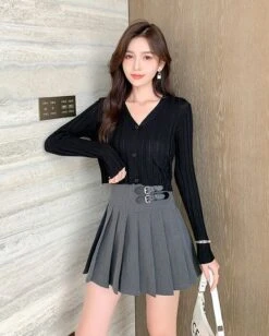 Grey Buckled Pleated Skirt | Winter - Aespa 12 Grey Buckled Pleated Skirt | Winter - Aespa -Diva s Closet Grey Buckled Pleated Skirt Winter Aespa 2 1