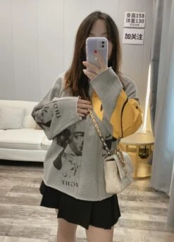 Grey Printed Fleece Sweatshirt | Jun - Seventeen -Diva s Closet Grey Printed Fleece Sweatshirt Jun Seventeen 1