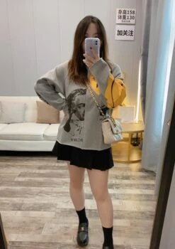 Grey Printed Fleece Sweatshirt | Jun - Seventeen -Diva s Closet Grey Printed Fleece Sweatshirt Jun Seventeen 2