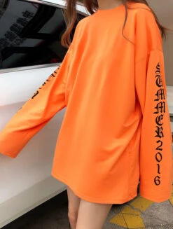 Orange Letter Printed Sweatshirt | Haechan - NCT -Diva s Closet Haechan NCT Orange Letter Printed Sweater Shirt 5 e1643297892212