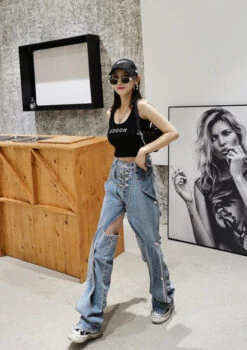 Blue Inner Cut-Out Ringed Denim Jeans | Wheein - Mamamoo -Diva s Closet Hweein Inner Cut out Ringed Denim Jeans 11 600x851 1