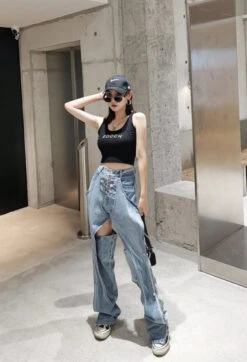 Blue Inner Cut-Out Ringed Denim Jeans | Wheein - Mamamoo -Diva s Closet Hweein Inner Cut out Ringed Denim Jeans 4 600x880 1