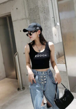 Blue Inner Cut-Out Ringed Denim Jeans | Wheein - Mamamoo -Diva s Closet Hweein Inner Cut out Ringed Denim Jeans 6 600x863 1