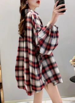 Loose Plaid Long-Sleeved Shirt | Hyunjin - Loona -Diva s Closet Hyunjin Loona Loose Plaid Long Sleeved Shirt pc 3