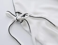 Black Outlined White Silk-Like Shirt | IU -Diva s Closet IU Black Outlined White Silk like Shirt 3 600x464 1
