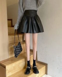 Black Pleated PU Leather Skirt | IU -Diva s Closet IU Black Pleated Leather Skirt 1 600x735 1