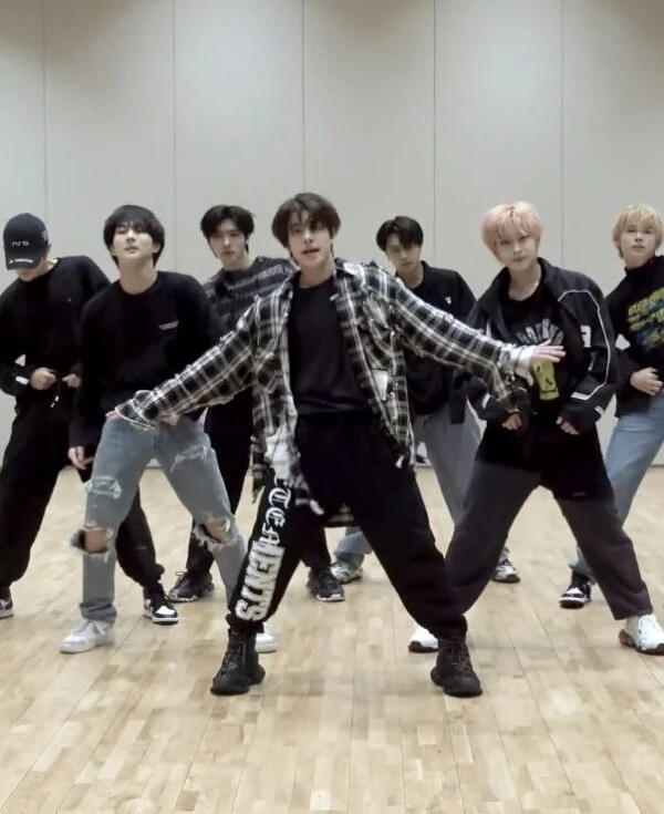 Black Distressed Plaid Shirt | Jake - Enhypen 16 Black Distressed Plaid Shirt | Jake - Enhypen - Image 14