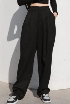 Black Wide Fit Pants | Jay - Enhypen -Diva s Closet Jay Enhypen Black Wide Fit Pants 44 600x887 1