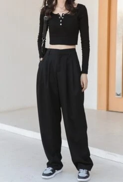 Black Wide Fit Pants | Jay - Enhypen -Diva s Closet Jay Enhypen Black Wide Fit Pants 45 600x889 1