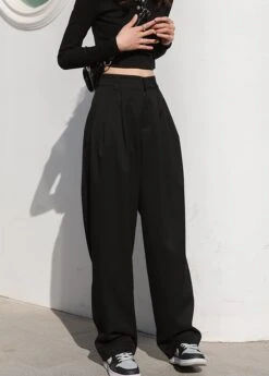 Black Wide Fit Pants | Jay - Enhypen -Diva s Closet Jay Enhypen Black Wide Fit Pants 49