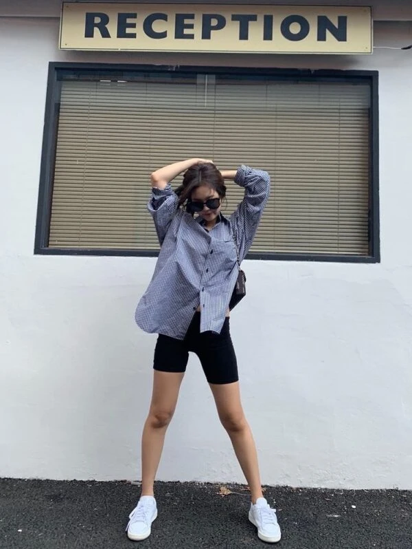 Black And White Checkered Shirt | Jennie - BlackPink 9 Black And White Checkered Shirt | Jennie - BlackPink - Image 7