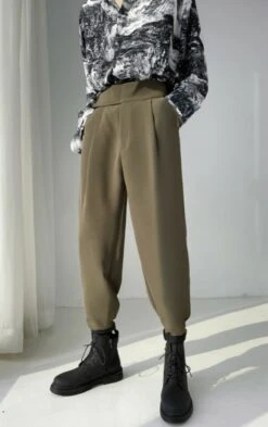 Brown Beam Feet Designed Pants | Jimin - BTS -Diva s Closet Jimin Brown Beam Feet Designed Pants 5 600x955 1