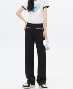 Black Zipper Pocket Straight Jeans | Jisoo - BlackPink -Diva s Closet Jisoo BlackPink Black Zipper Pocket Straight Jeans 4 600x729 1