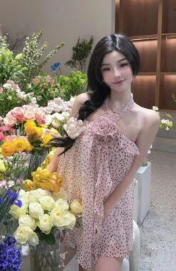 Pink Polka Dot Chiffon Dress | Jisoo - BlackPink -Diva s Closet Jisoo BlackPink Pink Polka Dot Chiffon Dress 5