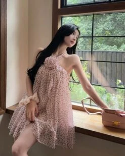 Pink Polka Dot Chiffon Dress | Jisoo - BlackPink -Diva s Closet Jisoo BlackPink Pink Polka Dot Chiffon Dress 7