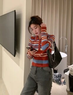 Red Striped Collared Polo Shirt | Jisoo - BlackPink -Diva s Closet Jisoo BlackPink Red Striped Collared Sweater 5