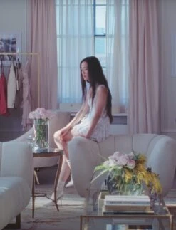 White Ruffled Layered Dress | Jisoo - BlackPink -Diva s Closet Jisoo BlackPink White Ruffled Layered Dress 6 600x784 1